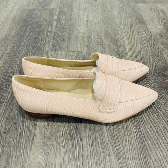 MARC FISHER | NWOB Feud Loafer In Pink Croco Leather Size 6 - Picture 1 of 7